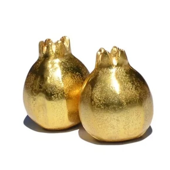 VIBHSA Pomegranate Salt and Pepper Shakers Set - Picture 4 of 4